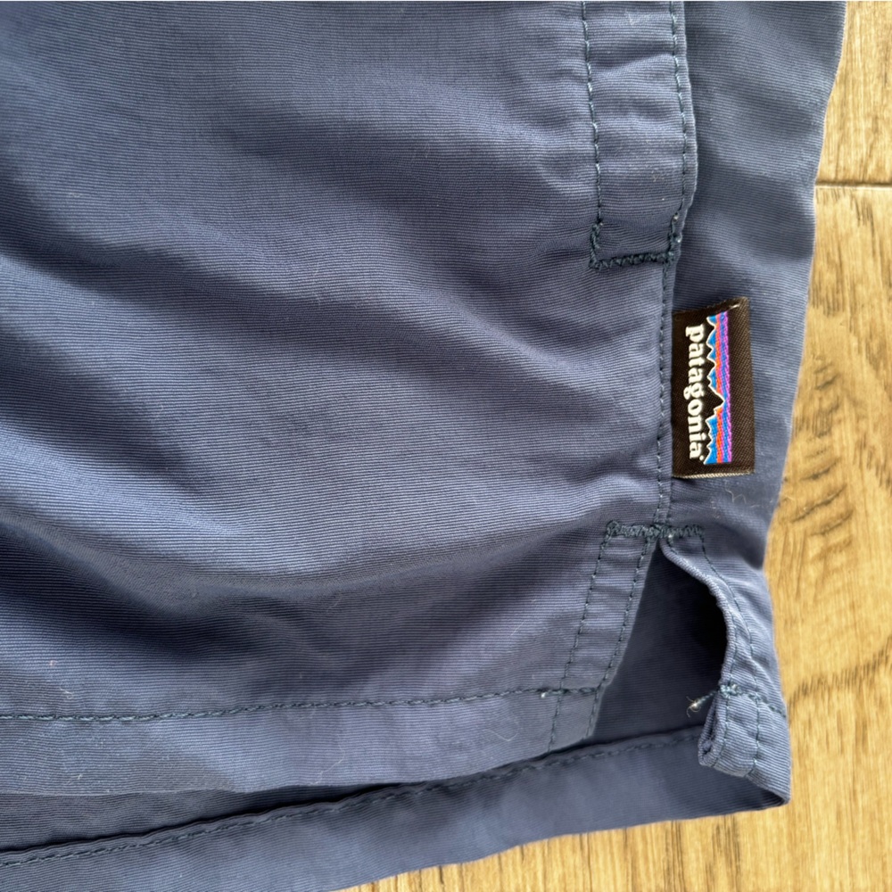 Patagonia Women’s Baggies Shorts XS Navy – Quick Dry Activewear - Picture 5 of 5